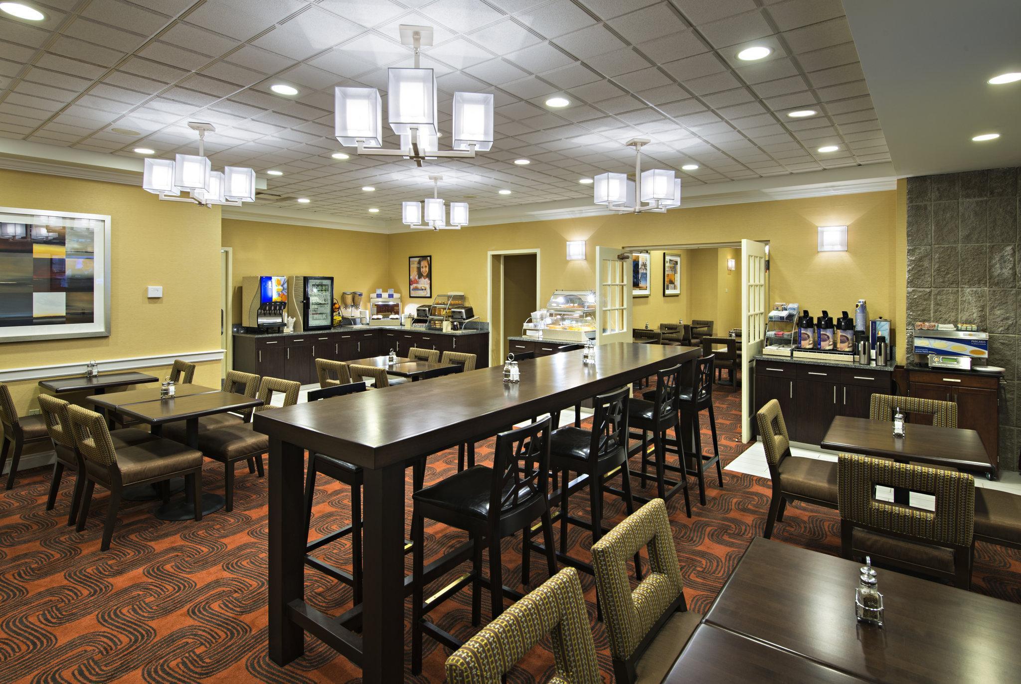 Holiday Inn Express & Suites Boston - Cambridge By Ihg Exteriör bild