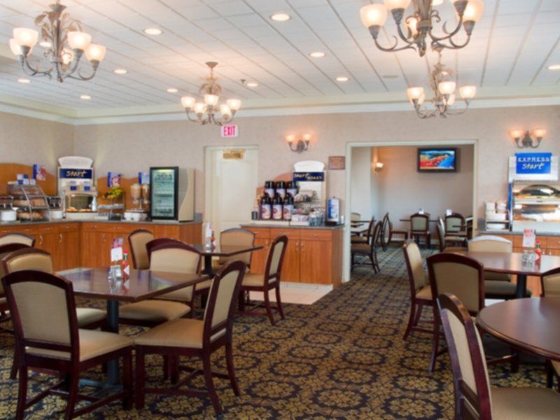 Holiday Inn Express & Suites Boston - Cambridge By Ihg Exteriör bild
