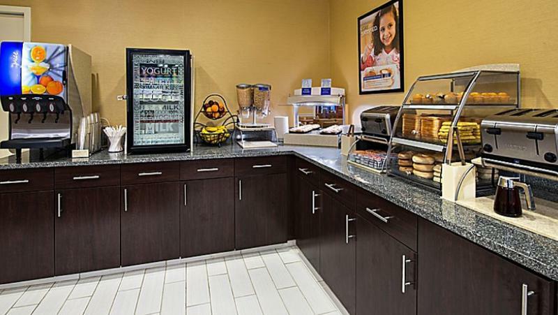 Holiday Inn Express & Suites Boston - Cambridge By Ihg Exteriör bild